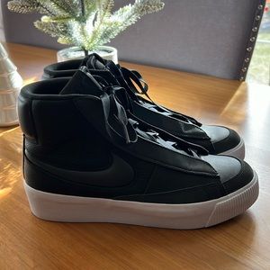 Nike Blazer Mid Victory